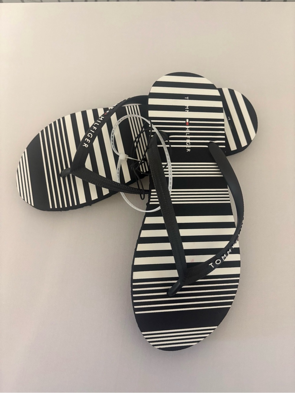 Tommy Hilfiger Black & White Striped Women's Flip Flops - Picture 6 of 6